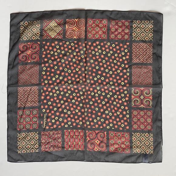 Diane Von Furstenberg Red~Gold~Black Square Scarf Immaculate - Picture 2 of 5